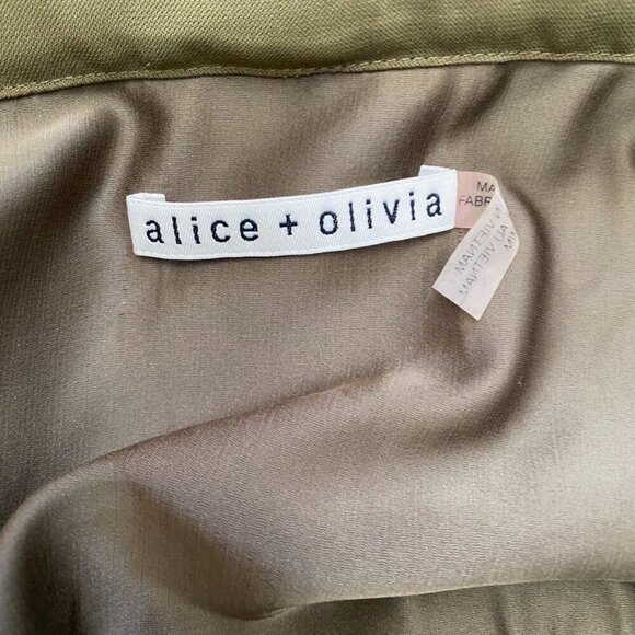 Alice + Olivia Army Green Vest Jacket Cinch Waist Attached Hood Size Medium - Picture 7 of 11